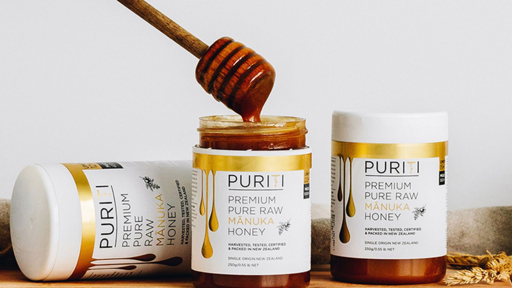 What Is UMF™ Mānuka Honey, And Why Should I Care? - PURITI